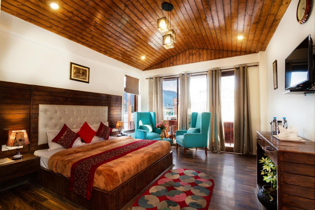 Hotel The Spruce Mansion Manāli Esterno foto