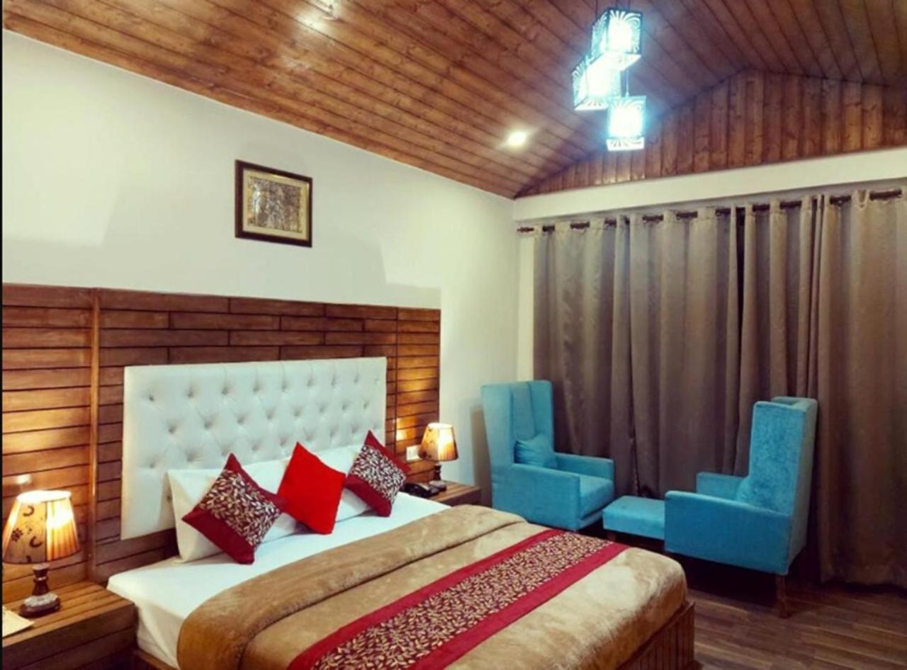 Hotel The Spruce Mansion Manāli Esterno foto